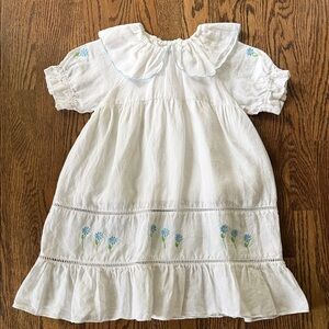Sal & Pimenta white linen dress with blue flowers embroidered